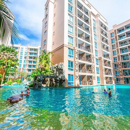 Atlantis Residence Jomtien Beach Exteriör bild