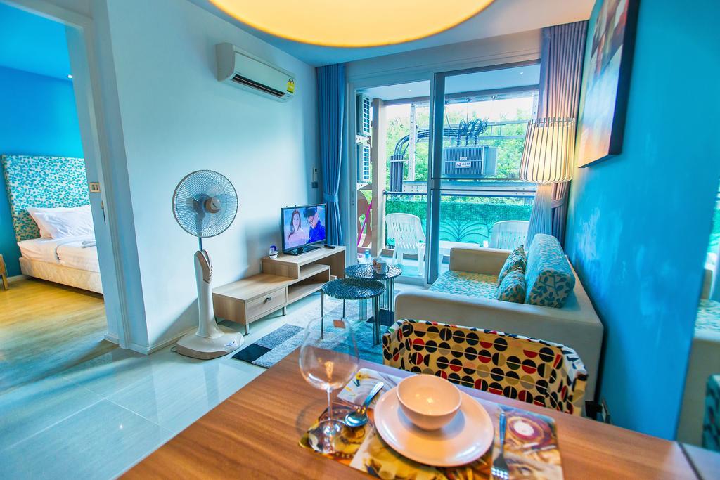 Atlantis Residence Jomtien Beach Exteriör bild