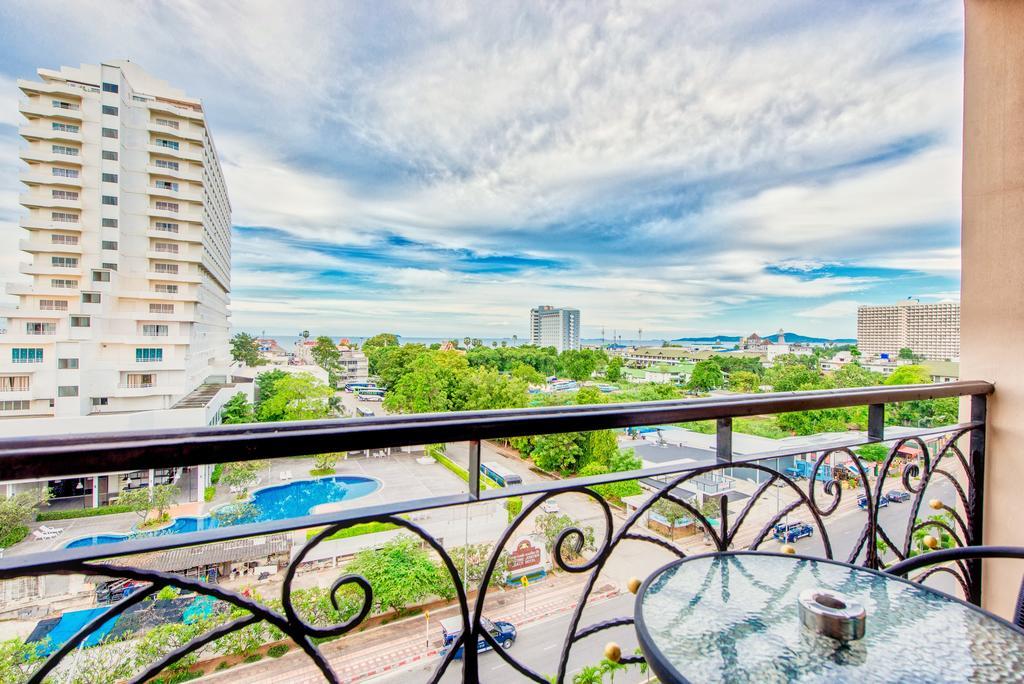 Atlantis Residence Jomtien Beach Exteriör bild